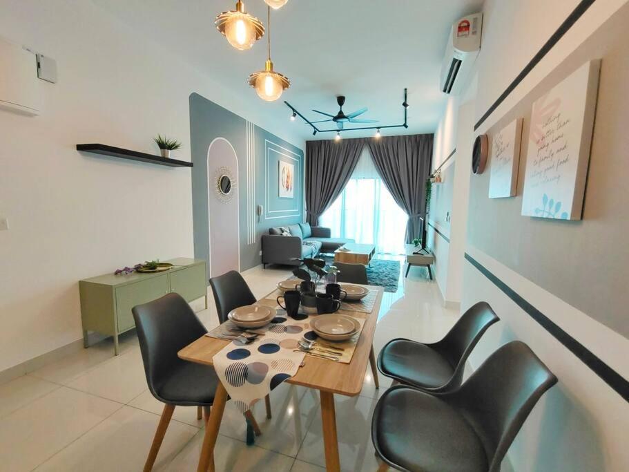 Elegant Homes 9Pax 5Bed Sunway Pyramid-Lagoon 2 Car Park ペタリンジャヤ エクステリア 写真
