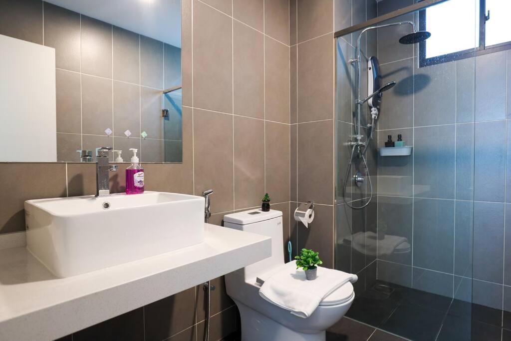 Elegant Homes 9Pax 5Bed Sunway Pyramid-Lagoon 2 Car Park ペタリンジャヤ エクステリア 写真