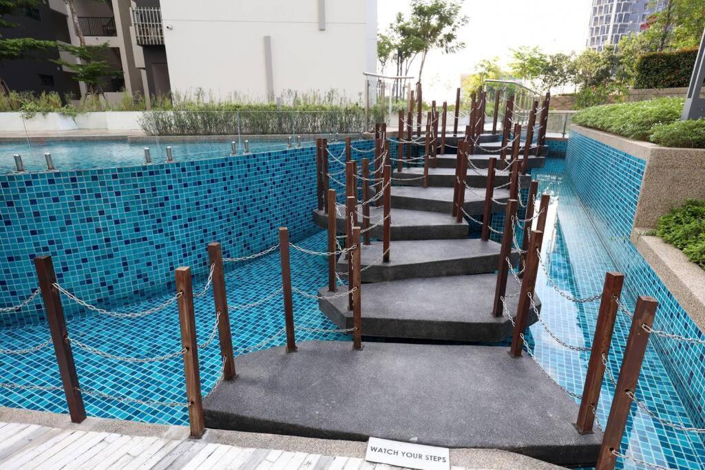 Elegant Homes 9Pax 5Bed Sunway Pyramid-Lagoon 2 Car Park ペタリンジャヤ エクステリア 写真