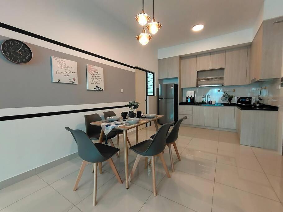 Elegant Homes 9Pax 5Bed Sunway Pyramid-Lagoon 2 Car Park ペタリンジャヤ エクステリア 写真