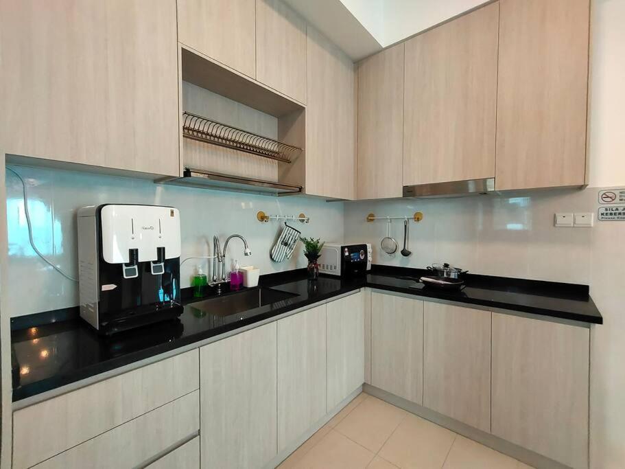 Elegant Homes 9Pax 5Bed Sunway Pyramid-Lagoon 2 Car Park ペタリンジャヤ エクステリア 写真