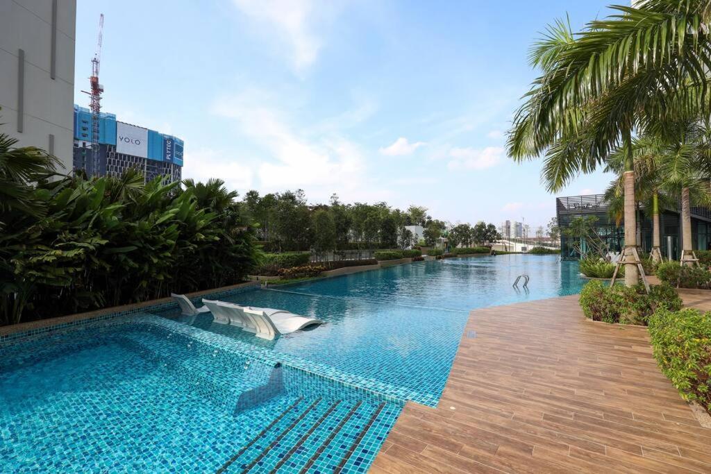 Elegant Homes 9Pax 5Bed Sunway Pyramid-Lagoon 2 Car Park ペタリンジャヤ エクステリア 写真
